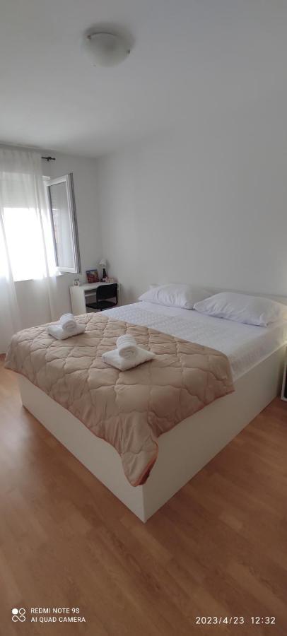 Ferienwohnung Apartman Sandra Split Exterior foto